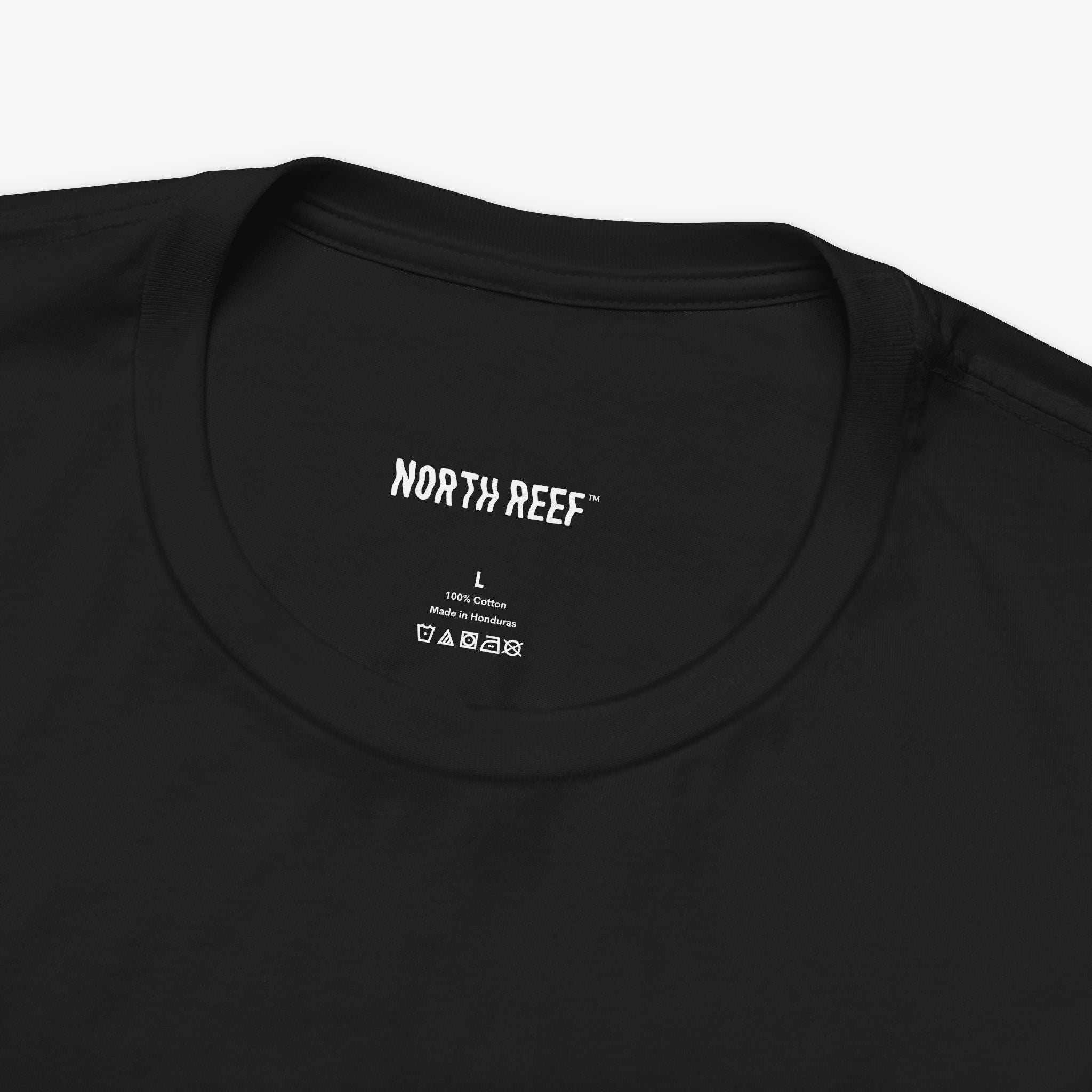 Retro Wave Pocket T-shirt